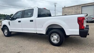 2019 Ford F250 Super Duty Crew Cab XL Pickup 4D 8 ft   - Photo 2 - Waco, TX 76706