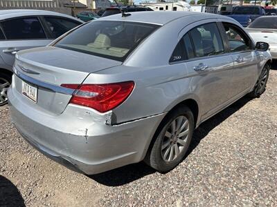 2012 Chrysler 200 Limited   - Photo 2 - Phoenix, AZ 85009