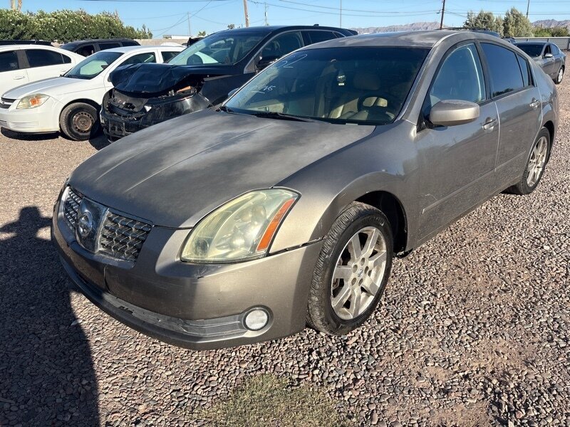 2004 Nissan Maxima 3.5 SE - Photo 1 - Phoenix, AZ 85009