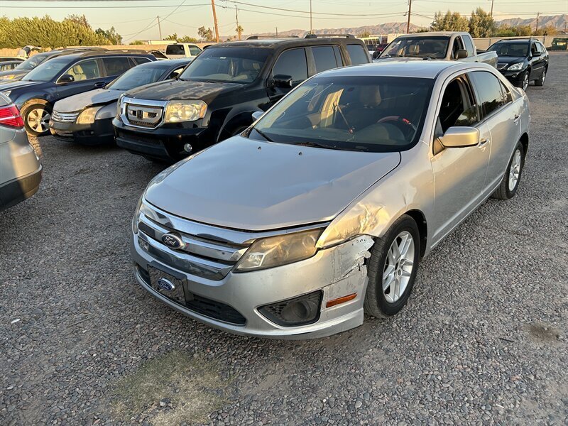 2012 Ford Fusion S  