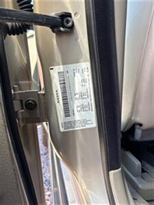 2004 Volvo XC90 2.5T   - Photo 6 - Phoenix, AZ 85009
