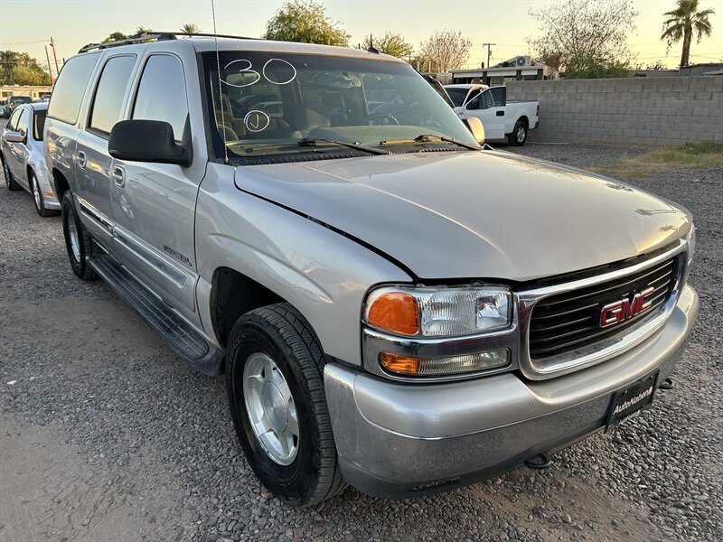 2005 GMC Yukon 1500 SLE - Photo 1 - Phoenix, AZ 85009