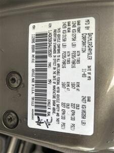 2004 Jeep Liberty Limited   - Photo 7 - Phoenix, AZ 85009