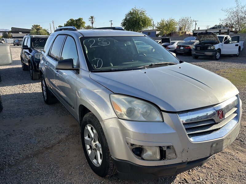 2008 Saturn Outlook XE - Photo 1 - Phoenix, AZ 85009