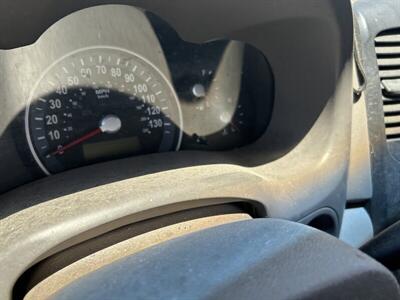 2010 Kia Sedona LX   - Photo 7 - Phoenix, AZ 85009