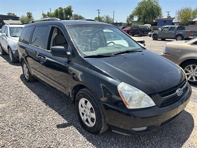2010 Kia Sedona LX   - Photo 2 - Phoenix, AZ 85009