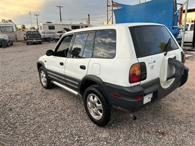 1996 Toyota RAV4   - Photo 4 - Phoenix, AZ 85009