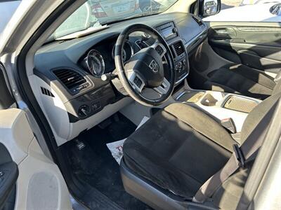 2015 Dodge Grand Caravan SXT   - Photo 8 - Phoenix, AZ 85009