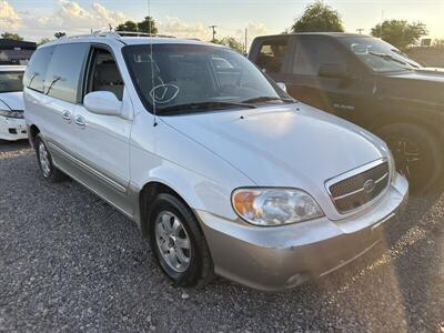2005 Kia Sedona LX   - Photo 4 - Phoenix, AZ 85009