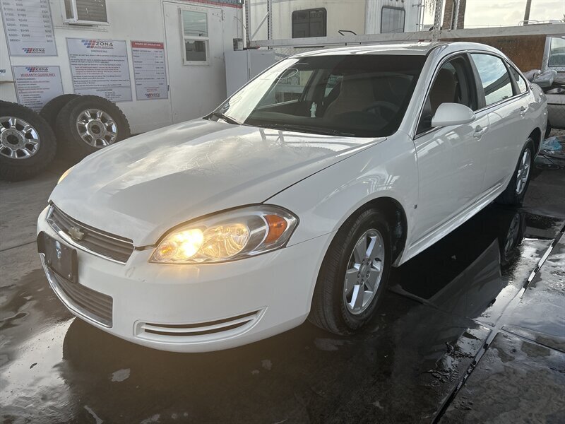 2009 Chevrolet Impala LT - Photo 1 - Phoenix, AZ 85009