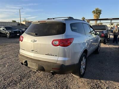 2009 Chevrolet Traverse LT - Photo 3 - Phoenix, AZ 85009