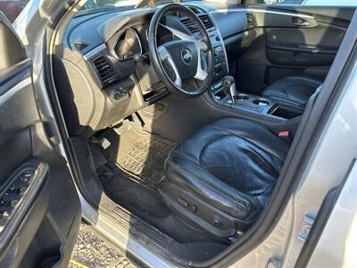 2009 Chevrolet Traverse LT - Photo 5 - Phoenix, AZ 85009