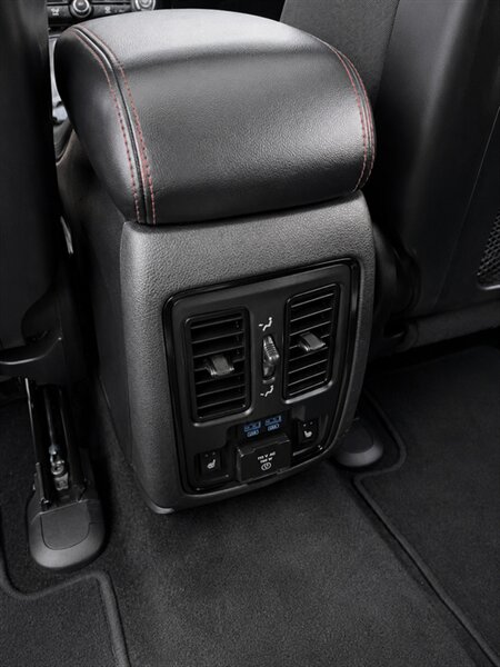 2021 Dodge Durango R/T - Photo 16 - Edmonton, AB T5G 3E5