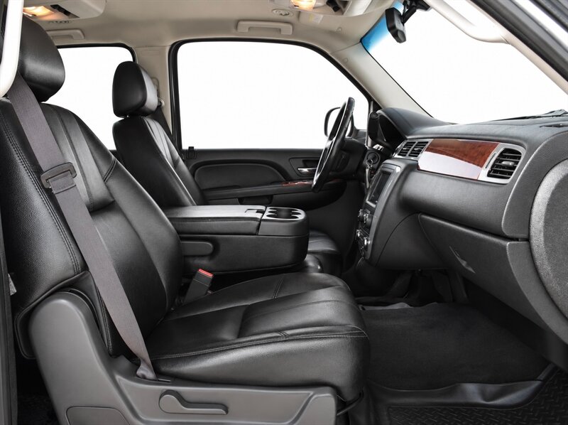 2014 GMC Yukon XL SLE - Photo 17 - Edmonton, AB T5G 3E5