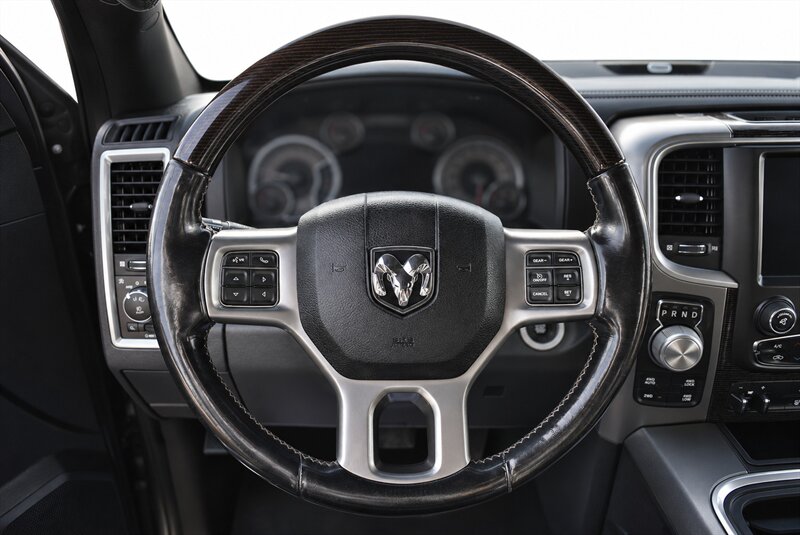 2018 RAM 1500 Laramie Limited - Photo 8 - Edmonton, AB T5G 3E5