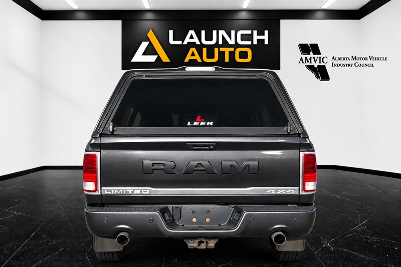 2018 RAM 1500 Laramie Limited - Photo 3 - Edmonton, AB T5G 3E5