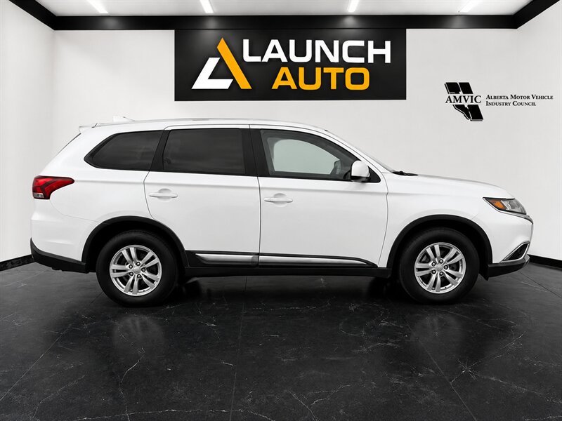 2017 Mitsubishi Outlander ES - Photo 4 - Edmonton, AB T5G 3E5