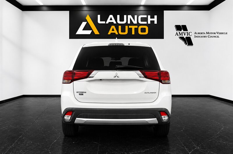 2017 Mitsubishi Outlander ES - Photo 3 - Edmonton, AB T5G 3E5