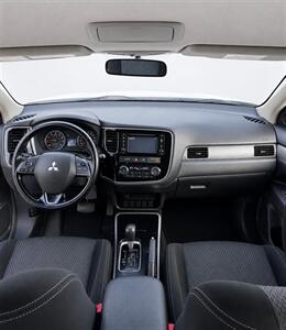 2017 Mitsubishi Outlander ES - Photo 9 - Edmonton, AB T5G 3E5