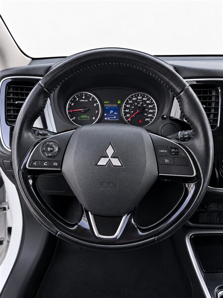 2017 Mitsubishi Outlander ES - Photo 7 - Edmonton, AB T5G 3E5