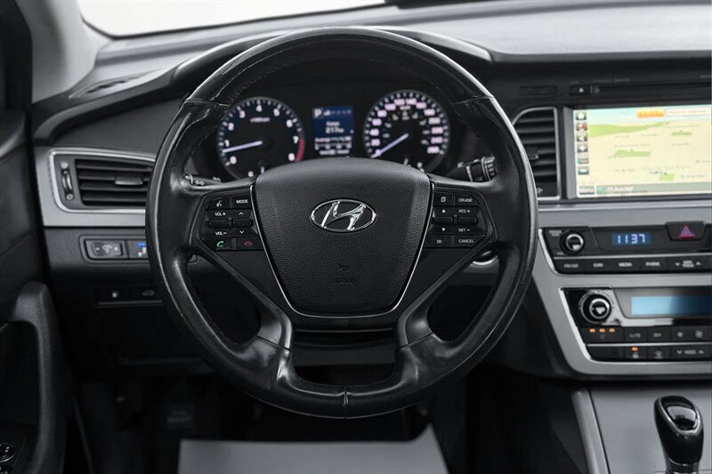 2016 Hyundai SONATA Sport - Photo 12 - Edmonton, AB T6B 0B7