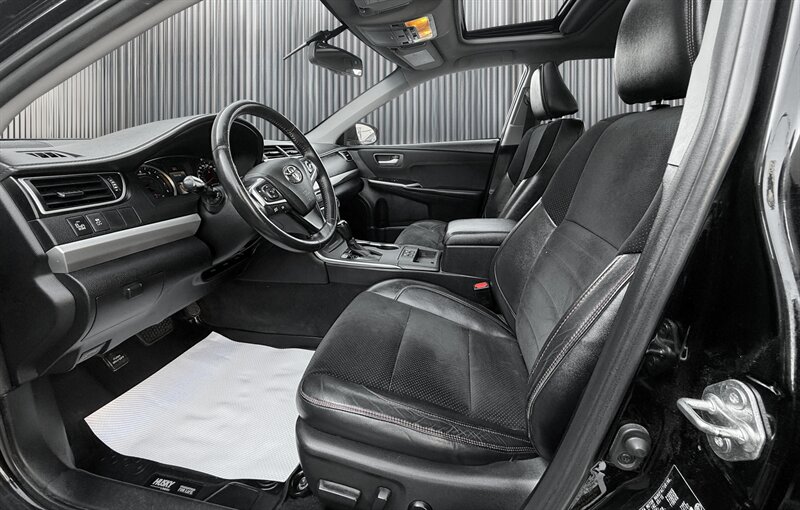 2015 Toyota Camry XSE   - Photo 7 - Edmonton, AB T6B 0B7