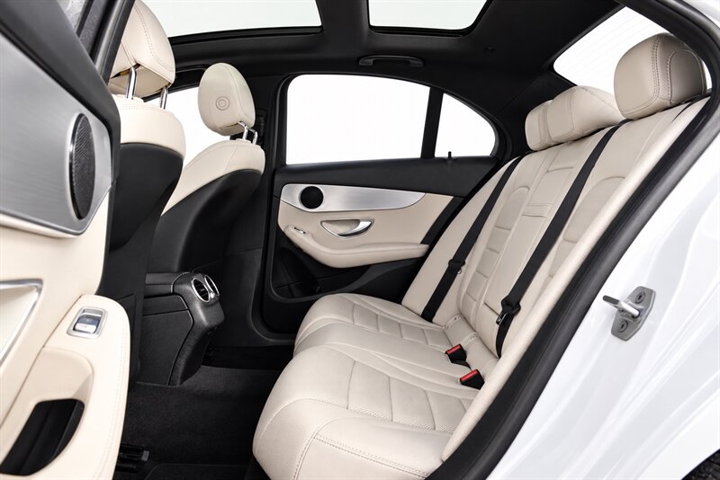 2017 Mercedes-Benz C 300 4MATIC - Photo 14 - Edmonton, AB T5G 3E5