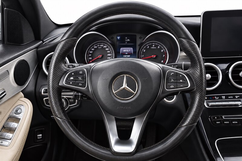 2017 Mercedes-Benz C 300 4MATIC - Photo 8 - Edmonton, AB T5G 3E5