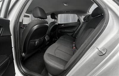 2018 Kia Optima LX   - Photo 8 - Edmonton, AB T6B 0B7