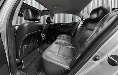 2012 Hyundai Genesis 3.8L V6   - Photo 8 - Edmonton, AB T6B 0B7