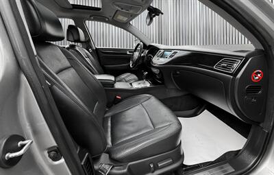 2012 Hyundai Genesis 3.8L V6   - Photo 10 - Edmonton, AB T6B 0B7