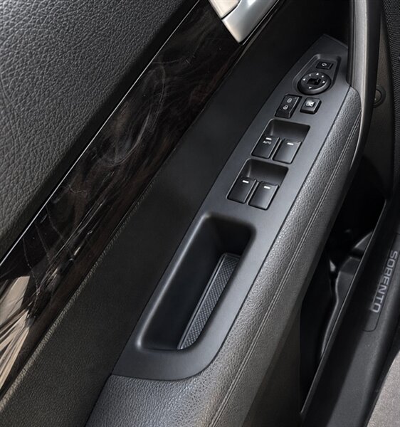 2014 Kia Sorento SX - Photo 16 - Edmonton, AB T5G 3E5