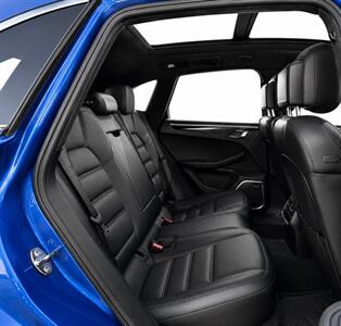 2016 Porsche Macan Turbo   - Photo 12 - Edmonton, AB T5G 3E5