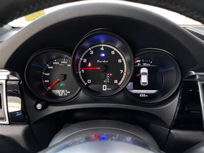 2016 Porsche Macan Turbo   - Photo 10 - Edmonton, AB T5G 3E5