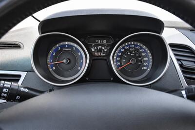 2015 Hyundai ELANTRA Limited - Photo 8 - Edmonton, AB T5G 3E5
