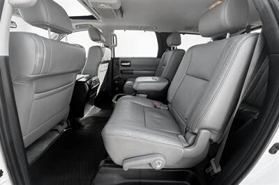2010 Toyota Sequoia Platinum   - Photo 8 - Edmonton, AB T6B 0B7