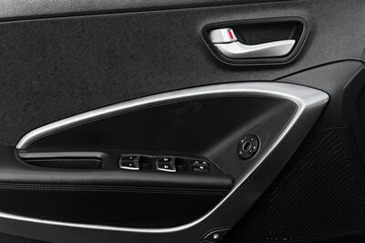 2017 Hyundai SANTA FE Luxury   - Photo 17 - Edmonton, AB T6B 0B7
