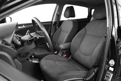 2017 Hyundai ACCENT SE   - Photo 7 - Edmonton, AB T5G 3E5