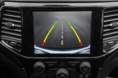 2021 Jeep Grand Cherokee Laredo E   - Photo 19 - Edmonton, AB T6B 0B7