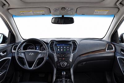 2017 Hyundai SANTA FE Sport 2.4L - Photo 10 - Edmonton, AB T5G 3E5