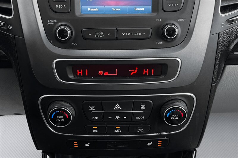 2015 Kia Sorento EX   - Photo 17 - Edmonton, AB T6B 0B7