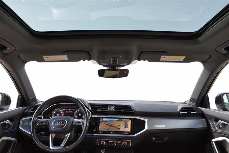 2021 Audi Q3 quattro Technik 45 TFSI - Photo 11 - Edmonton, AB T5G 3E5