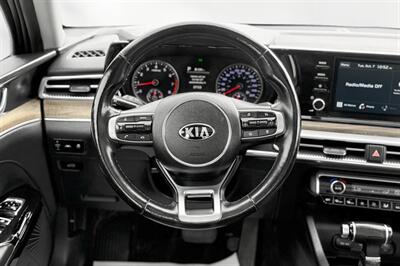 2021 Kia K5 EX   - Photo 13 - Edmonton, AB T6B 0B7