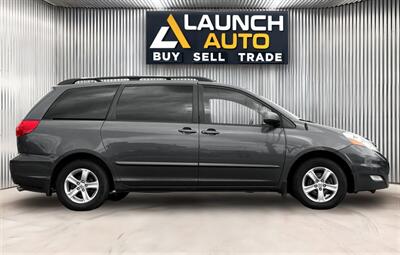 2007 Toyota Sienna LE 7-Passenger   - Photo 5 - Edmonton, AB T6B 0B7