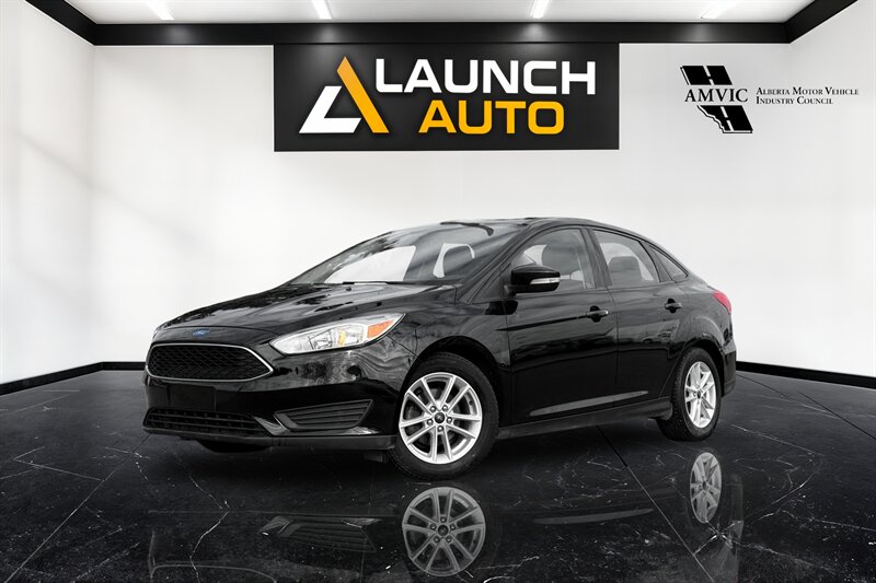 2017 Ford Focus SE   - Photo 1 - Edmonton, AB T5G 3E5