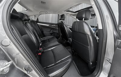 2016 Honda Civic Touring   - Photo 9 - Edmonton, AB T6B 0B7