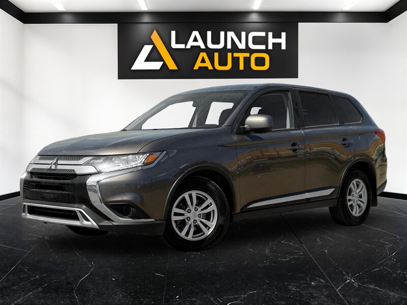 Brown 2019 Mitsubishi Outlander SUV / Crossover Front-Wheel Drive Automatic