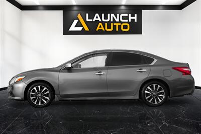 2017 Nissan Altima 2.5 SV   - Photo 2 - Edmonton, AB T5G 3E5
