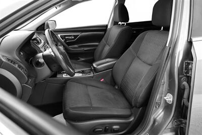 2017 Nissan Altima 2.5 SV   - Photo 7 - Edmonton, AB T5G 3E5