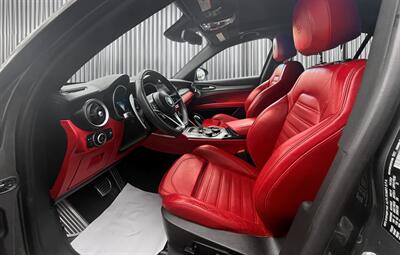 2018 Alfa Romeo Stelvio Ti Sport   - Photo 7 - Edmonton, AB T6B 0B7